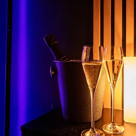 91 Avec Jacuzzi Privatif 30 Min De Paris Pour Nuit Insolite Apartment